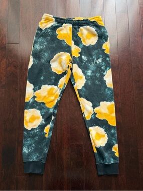 Nike Men’s Floral Club Fleece Joggers Size S Sweatpants Lounge Green Yellow
